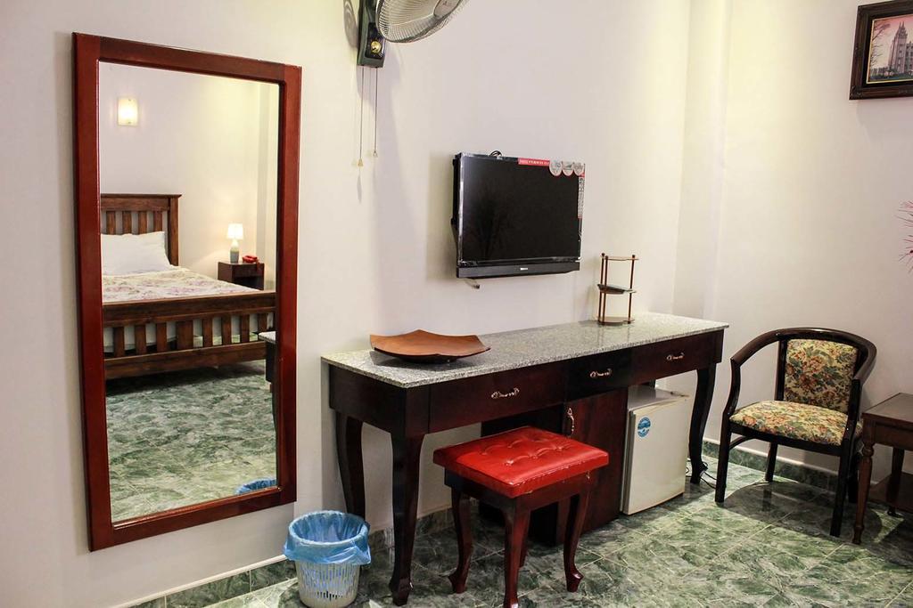 Sunshine Hotel Ho Chi Minh City Exterior photo